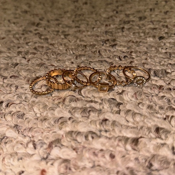 Jewelry - Fashion rings!